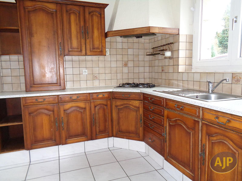 Maison - 83 m² - 5 pièces