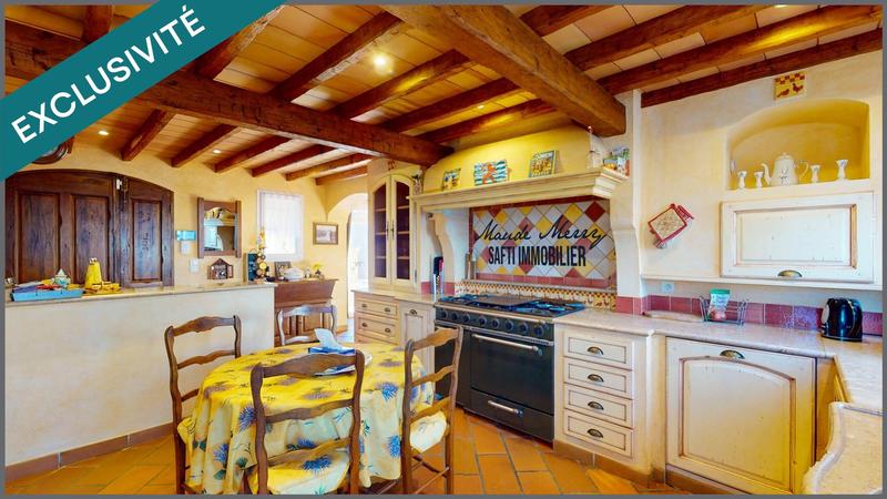 Villa - 160 m² - 5 pièces