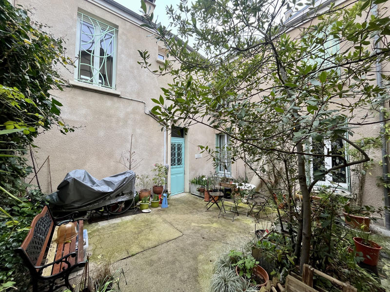 Maison - 111 m² - 6 pièces