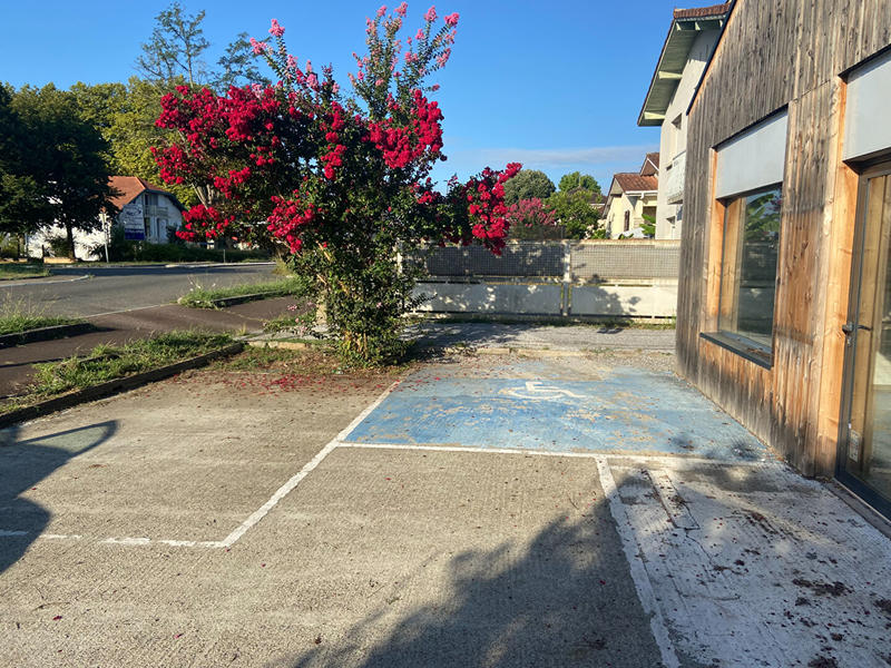 Local commercial - 81 m²