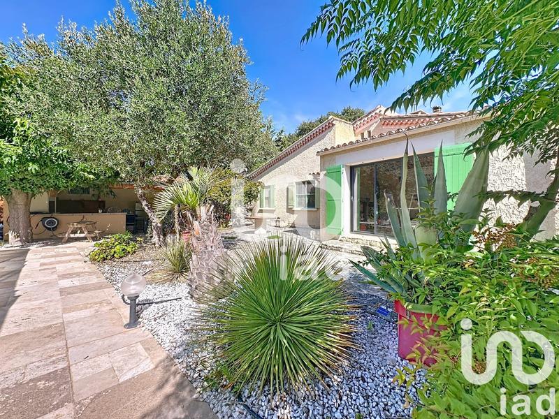 Maison - 224 m² - 7 pièces