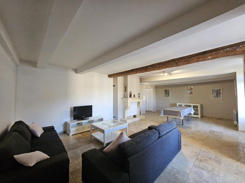 Maison - 270 m² - 10 pièces