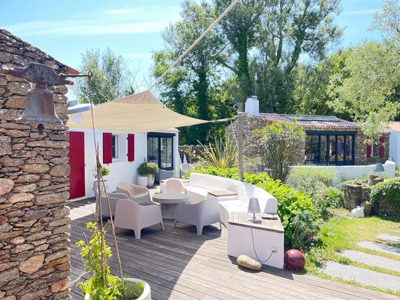 Maison - 224 m² - 11 pièces