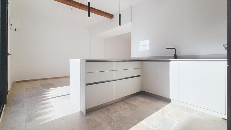 Maison de village - 80 m² - 4 pièces