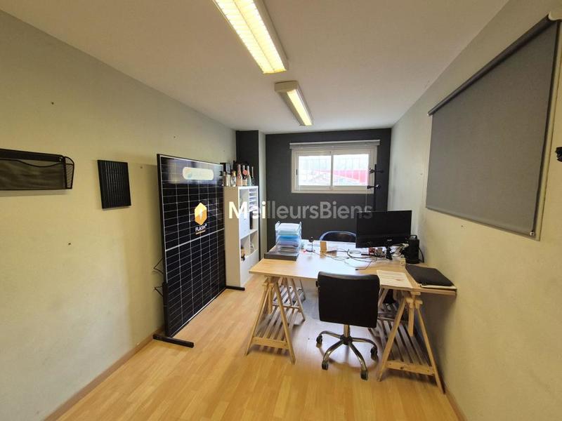 Local d'activité / Entrepôt - 493 m²