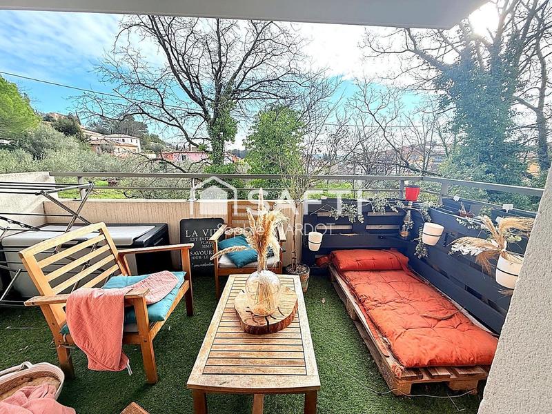 Appartement - 58 m² - 3 pièces