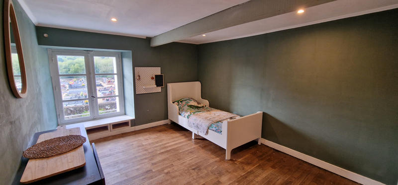 Maison - 84 m² - 4 pièces