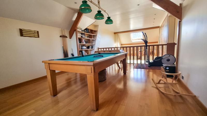 Maison - 180 m² - 6 pièces