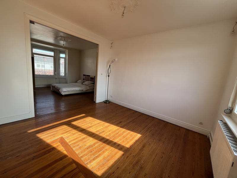 Maison - 199 m² - 8 pièces