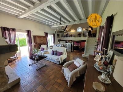 Maison - 155 m² - 4 pièces