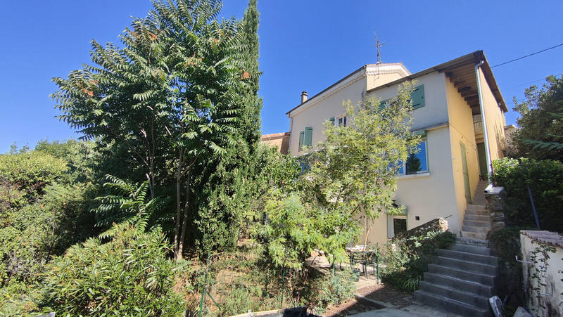 Maison - 122 m² - 5 pièces