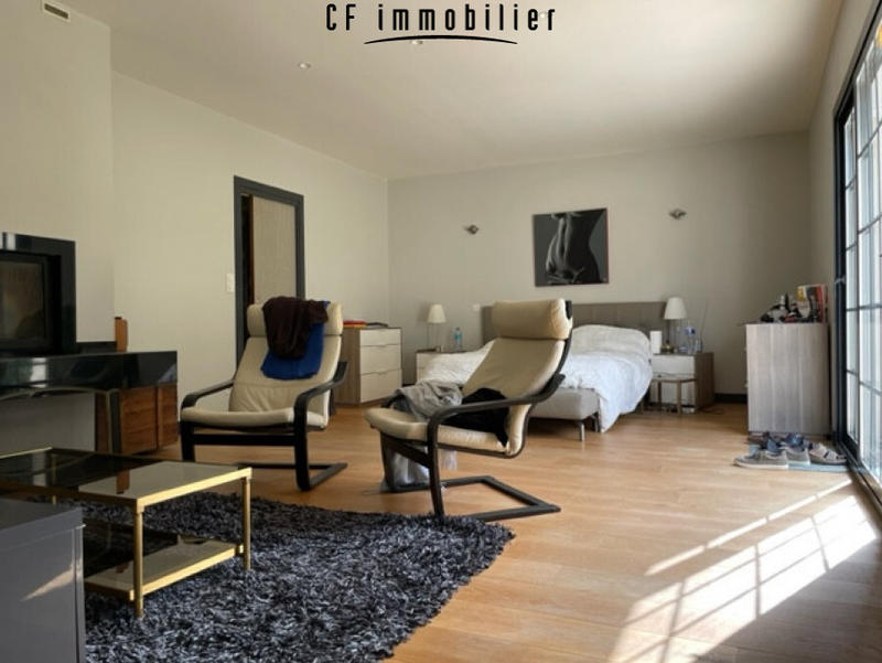 Maison - 318 m² - 7 pièces