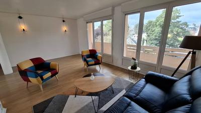 Appartement - 75 m² - 5 pièces