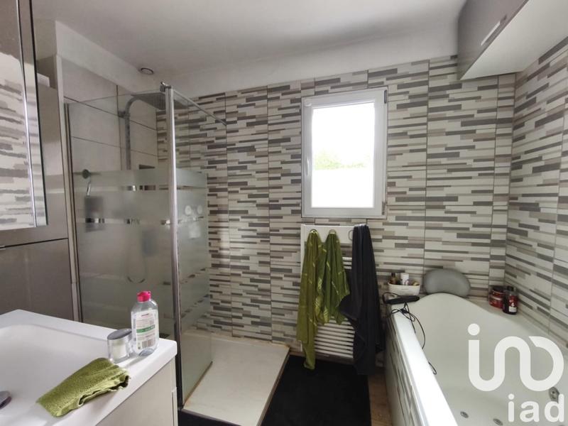 Maison - 127 m² - 8 pièces