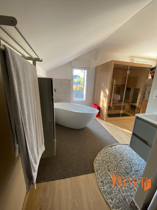 Villa - 185 m² - 6 pièces