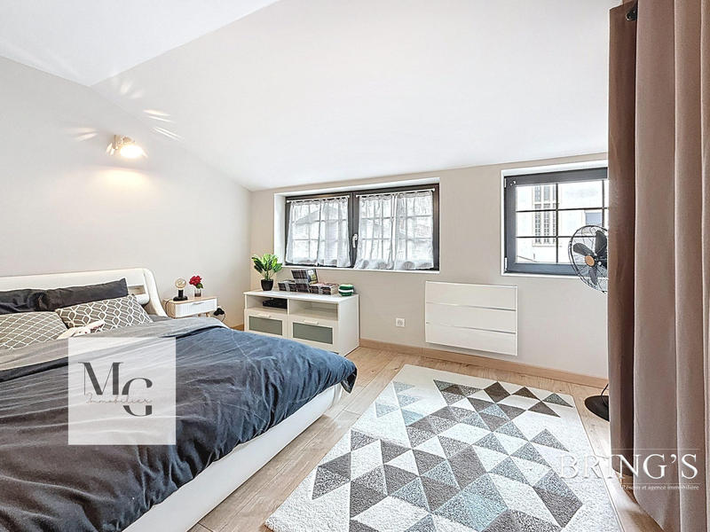 Appartement - 91 m² - 4 pièces