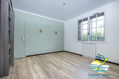 Appartement - 92 m² - 4 pièces