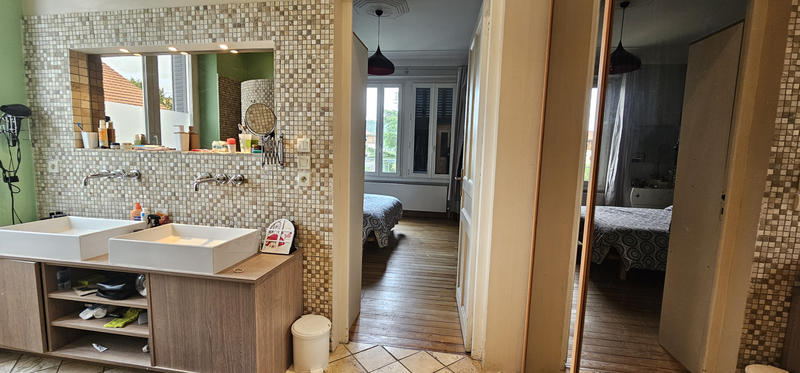 Appartement - 99 m² - 4 pièces