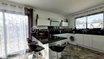 Villa - 100 m² - 4 pièces