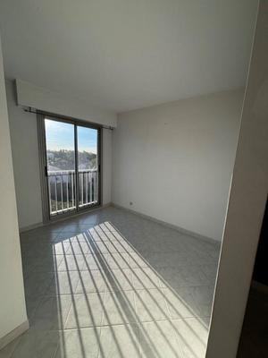 Appartement - 105 m² - 4 pièces
