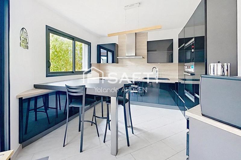 Maison - 146 m² - 5 pièces