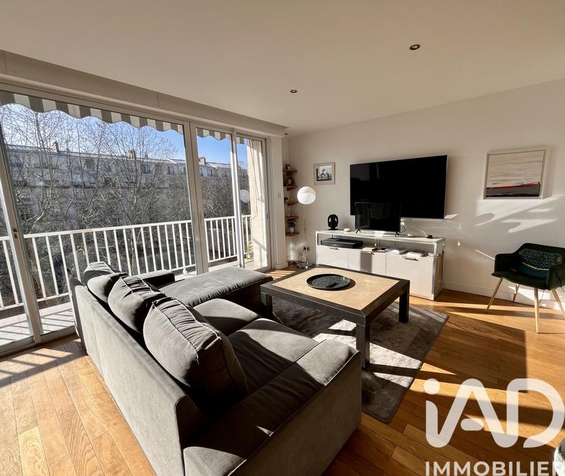 Appartement - 90 m² - 4 pièces