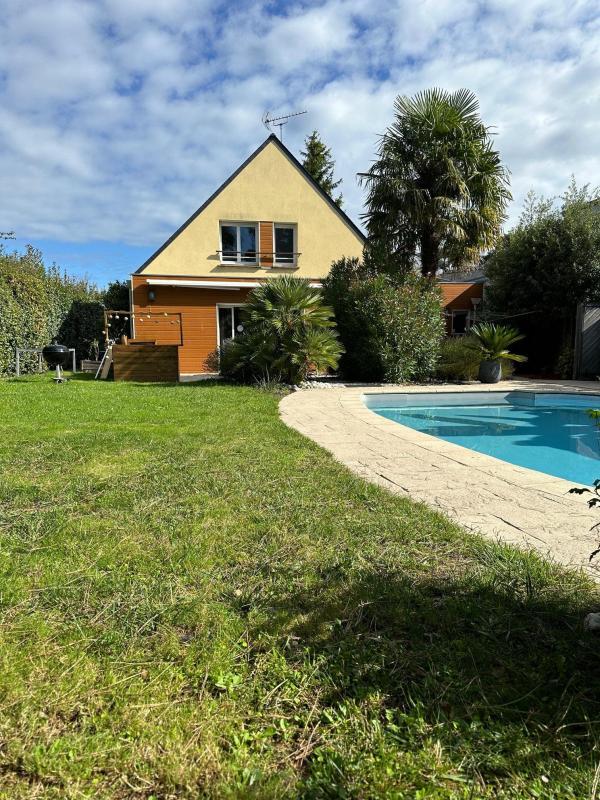 Maison - 155 m² - 5 pièces