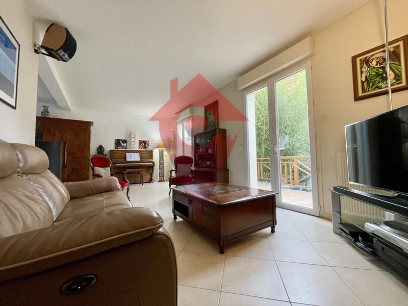 Maison - 155 m² - 7 pièces