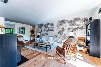 Villa - 278 m² - 7 pièces