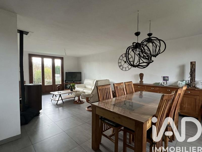 Maison - 99 m² - 4 pièces