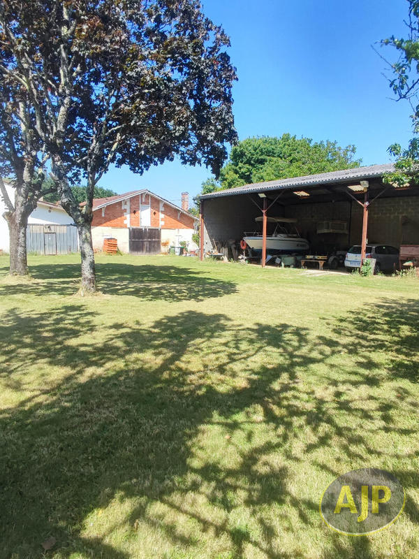 Maison - 206 m² - 6 pièces