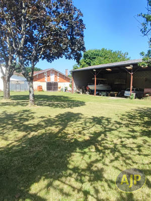 Maison - 206 m² - 6 pièces