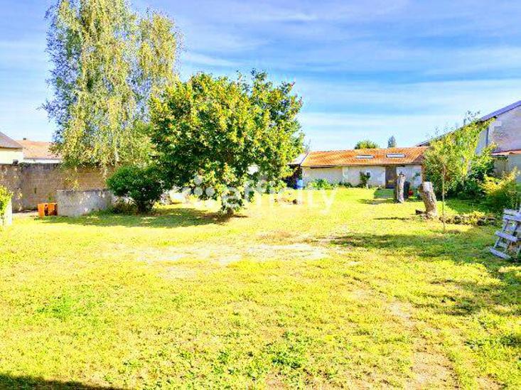 Maison - 156 m² - 8 pièces