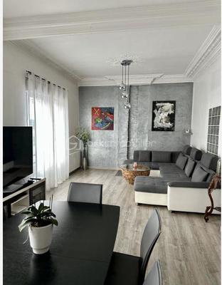 Maison - 97 m² - 4 pièces