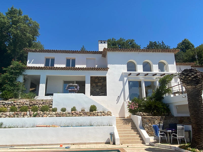 Villa - 400 m² - 8 pièces