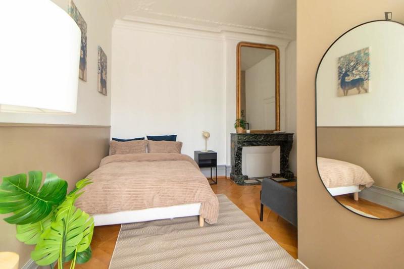 Chambre - 27 m² - 6 pièces