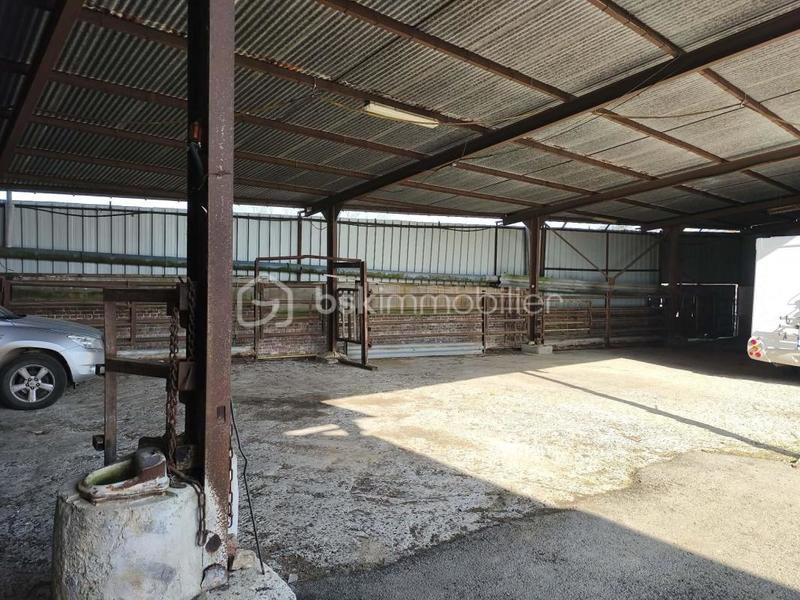 Corps de ferme - 200 m² - 1 pièce