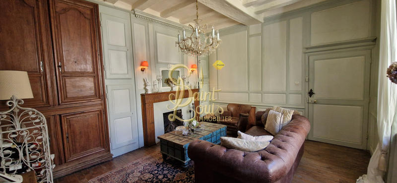 Maison - 208 m² - 7 pièces