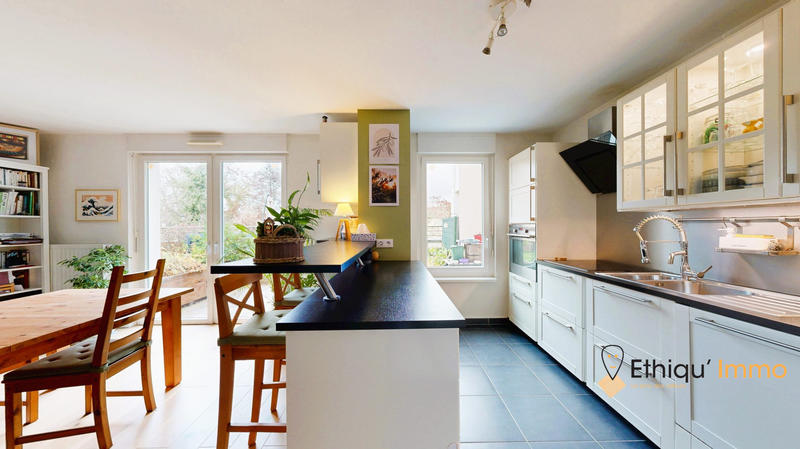 Appartement - 86 m² - 3 pièces