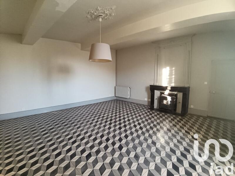 Maison - 210 m² - 5 pièces