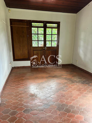 Maison - 178 m² - 7 pièces