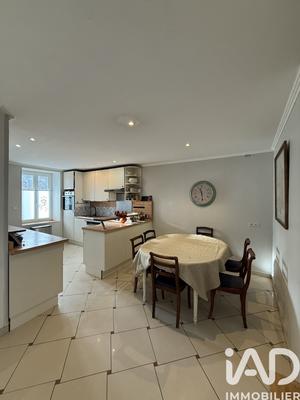 Maison de ville - 133 m² - 7 pièces