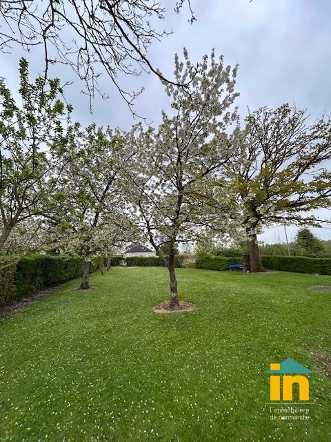 Maison de ville - 102 m² - 6 pièces