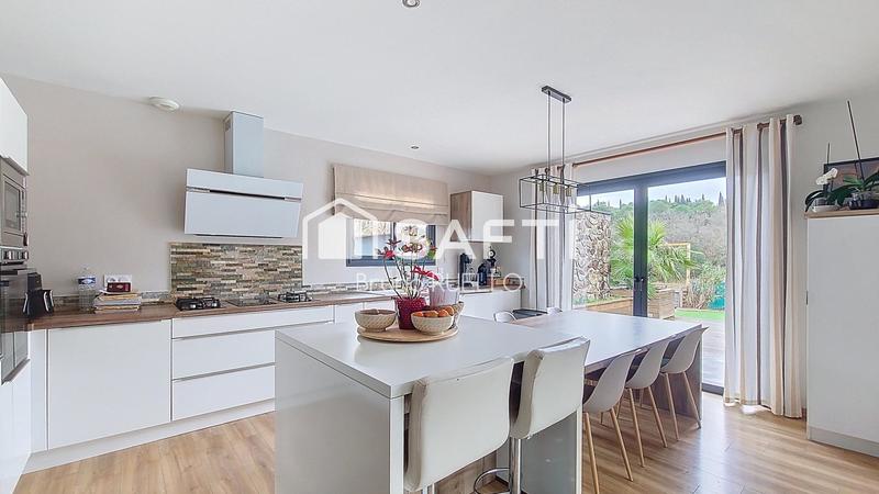 Maison - 128 m² - 5 pièces