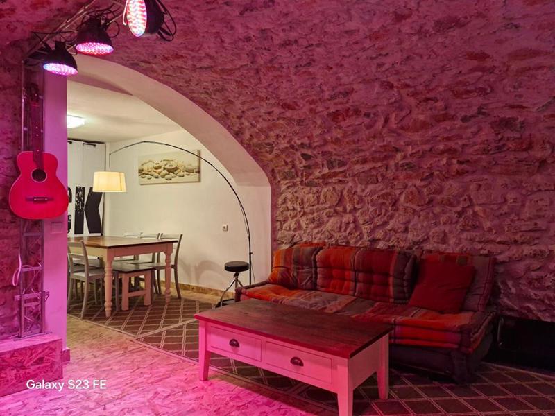 Appartement - 82 m² - 3 pièces