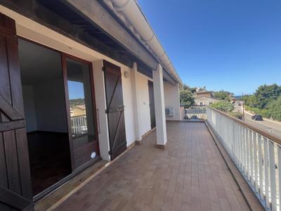 Appartement - 87 m² - 3 pièces