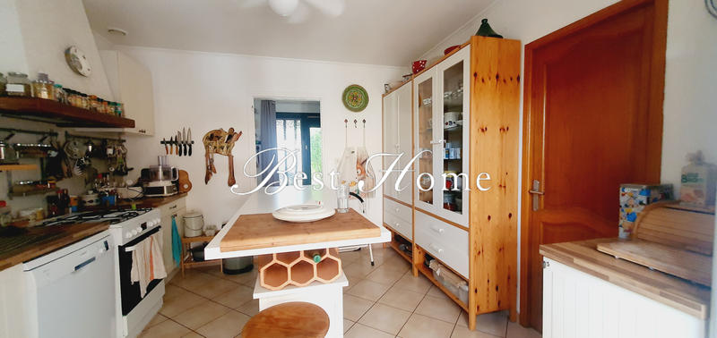 Maison - 110 m² - 5 pièces