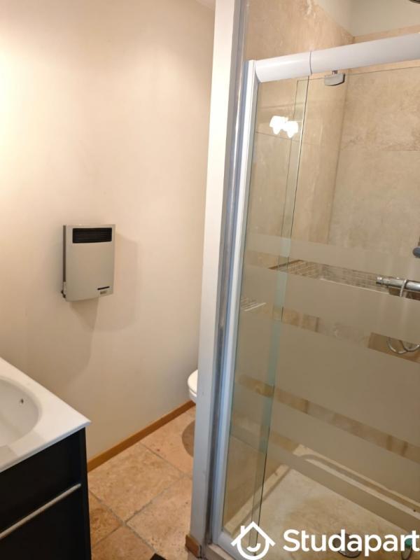 Chambre - 15 m² - 1 pièce