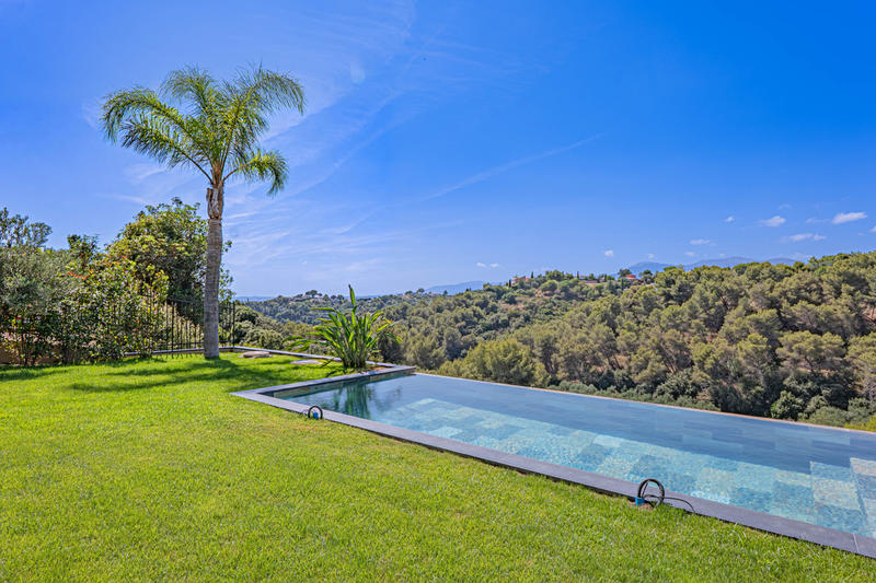 Maison - 156 m² - 5 pièces