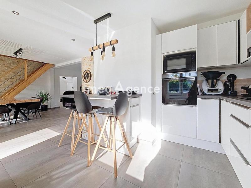 Maison - 88 m² - 5 pièces